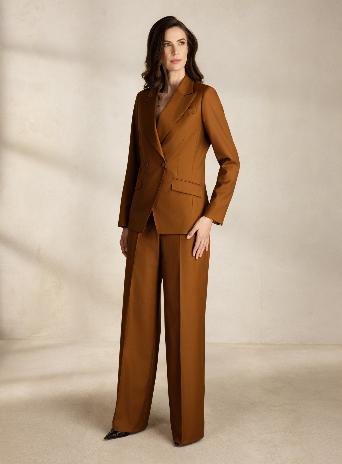AMBRE SUIT