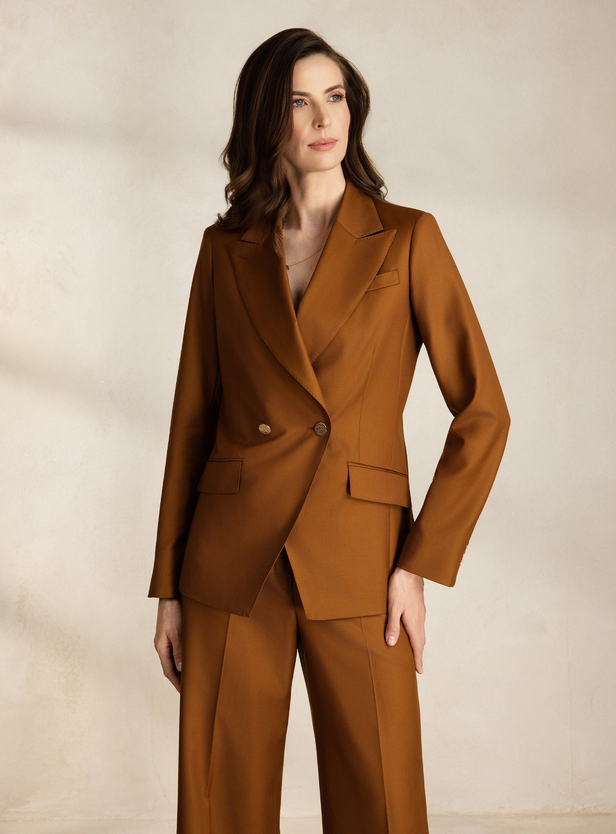 AMBRE SUIT