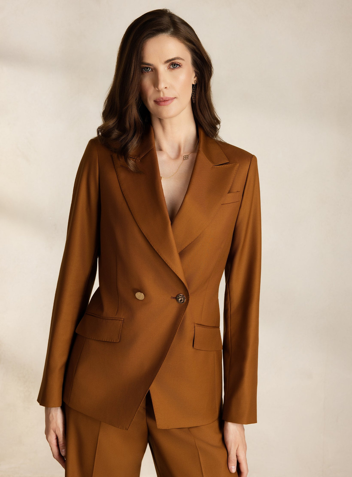 AMBRE SUIT
