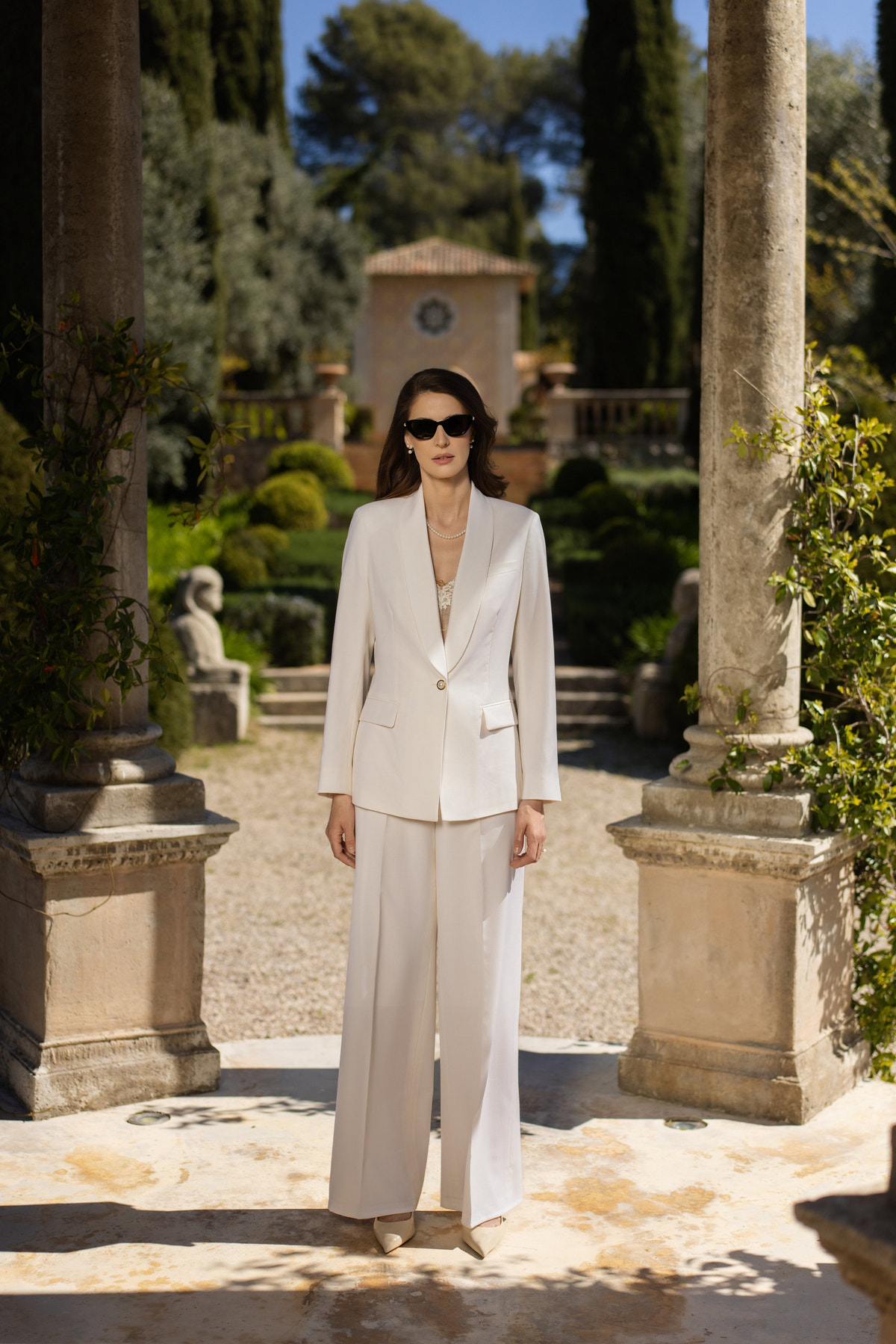 La Croisette Ivory Suit | Styling with shoes