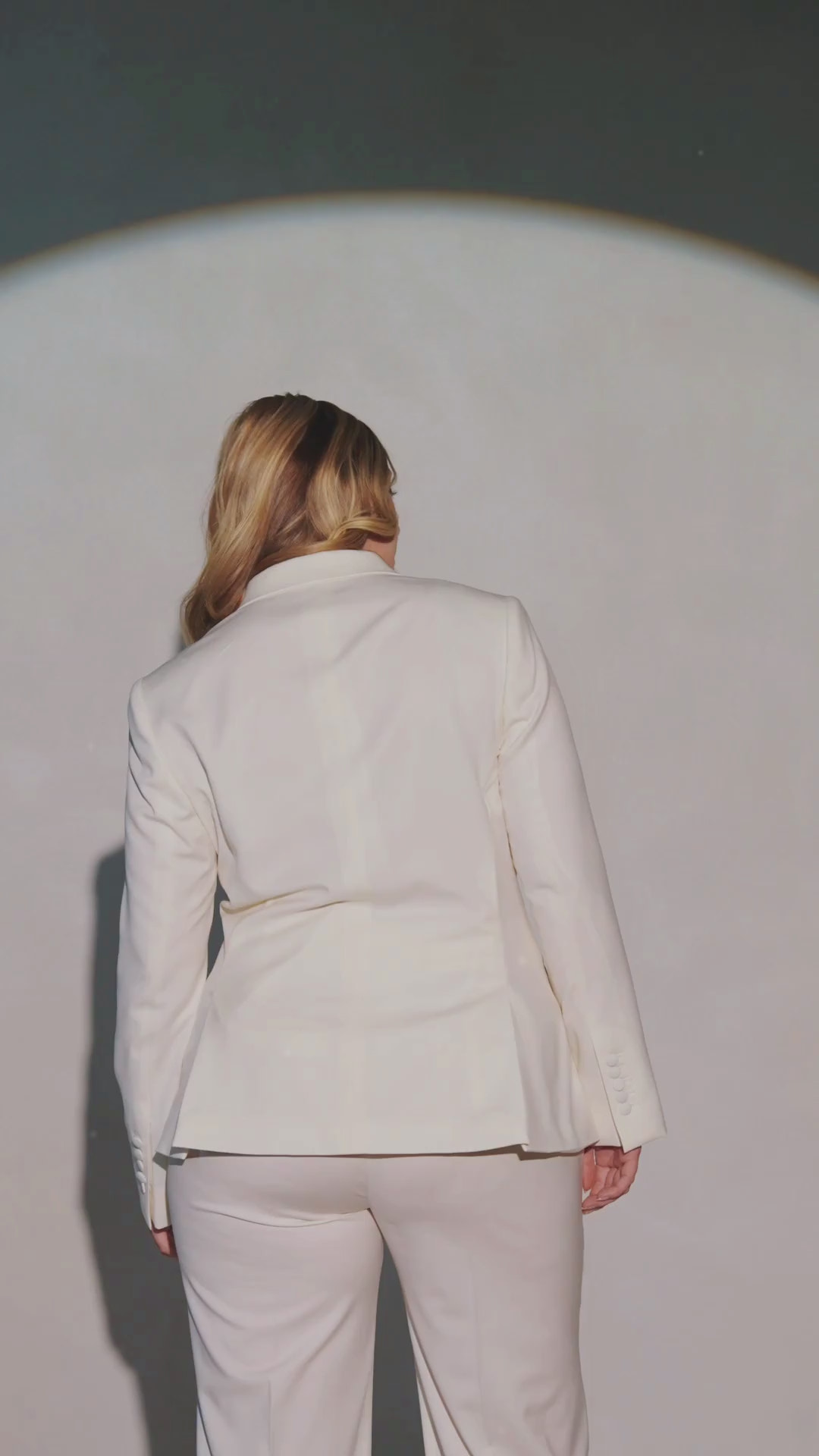 The Riviera Suit — Consiglieri DONNA