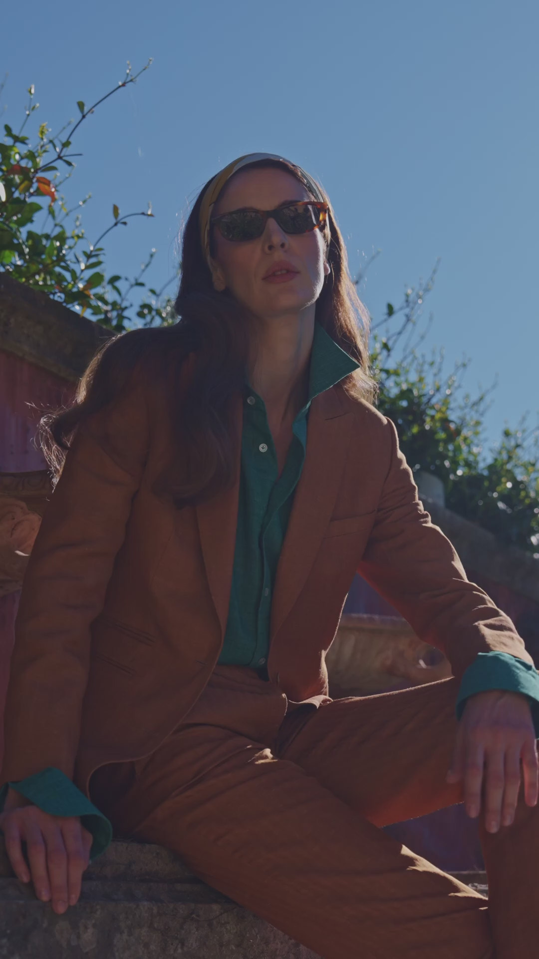 Costum Villefranche | Styling cu cămașă verde — Consiglieri DONNA