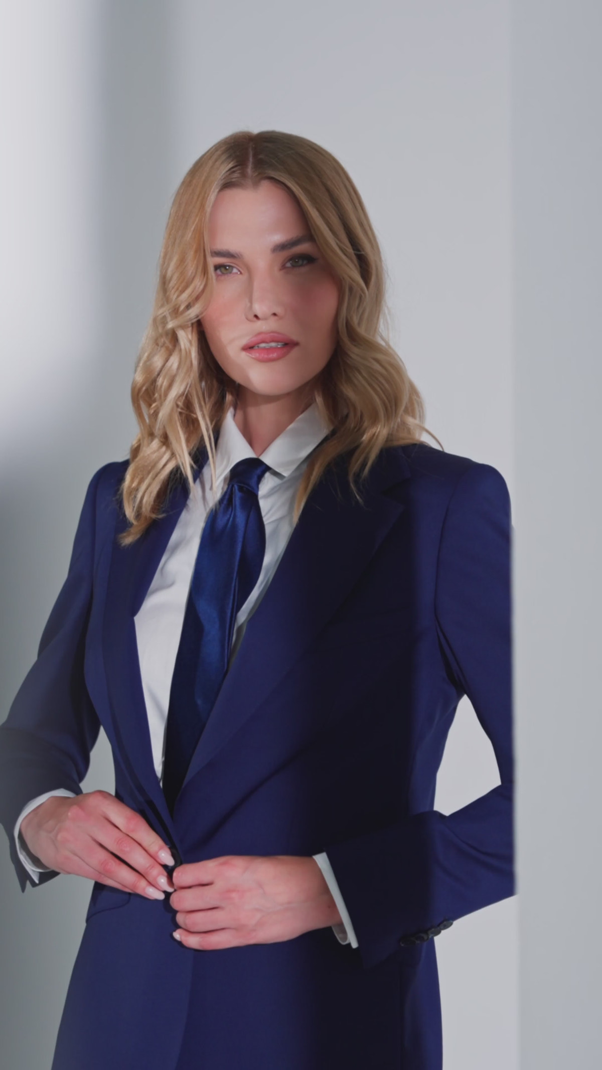 Midnight Authority – Skirt Suit — Consiglieri DONNA