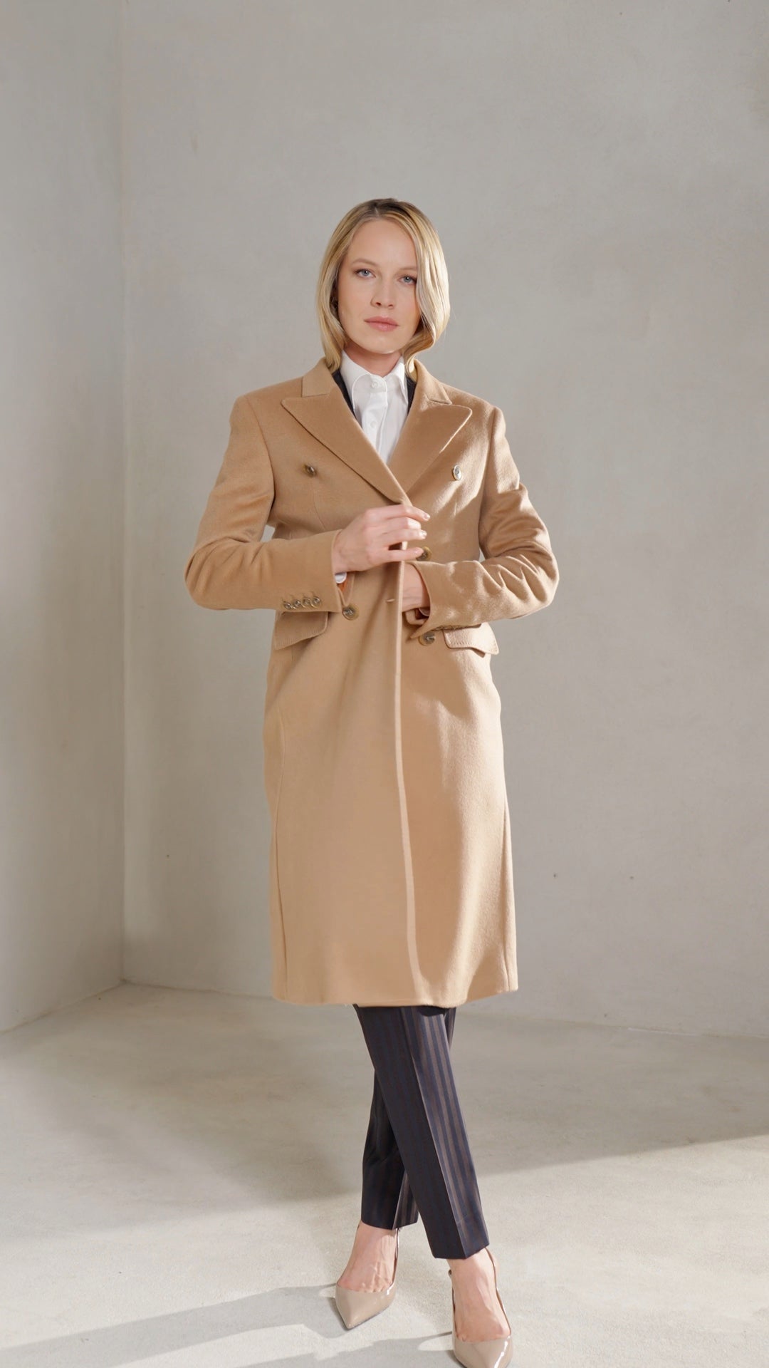 THE AUDREY COAT — Consiglieri DONNA