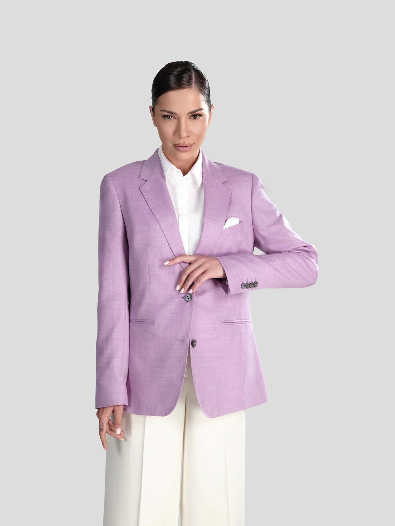 
Lavande Privée — a shade of lilac